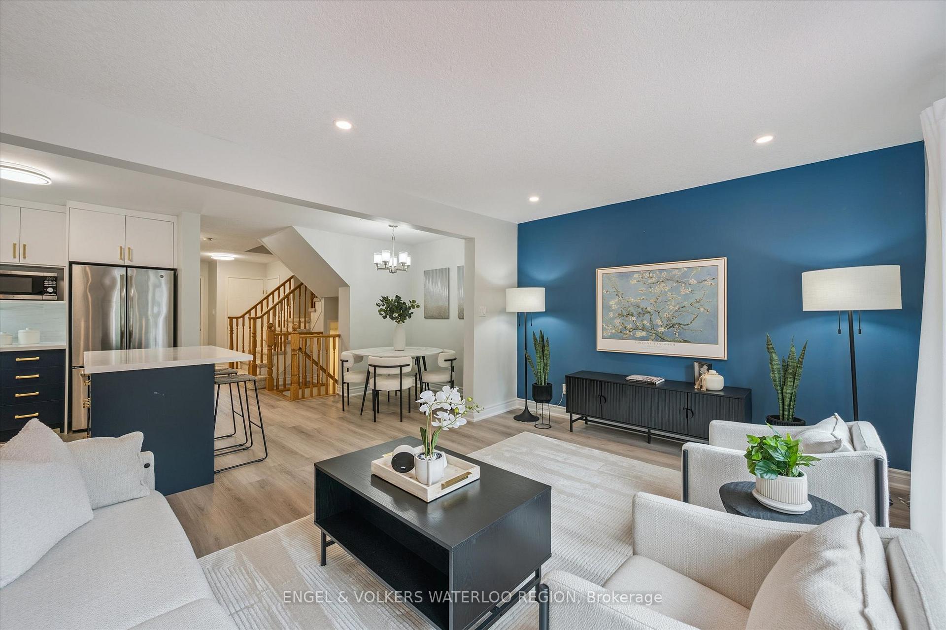 Photo 17 of 443 Laurel Gate Drive, Waterloo — HOMEH