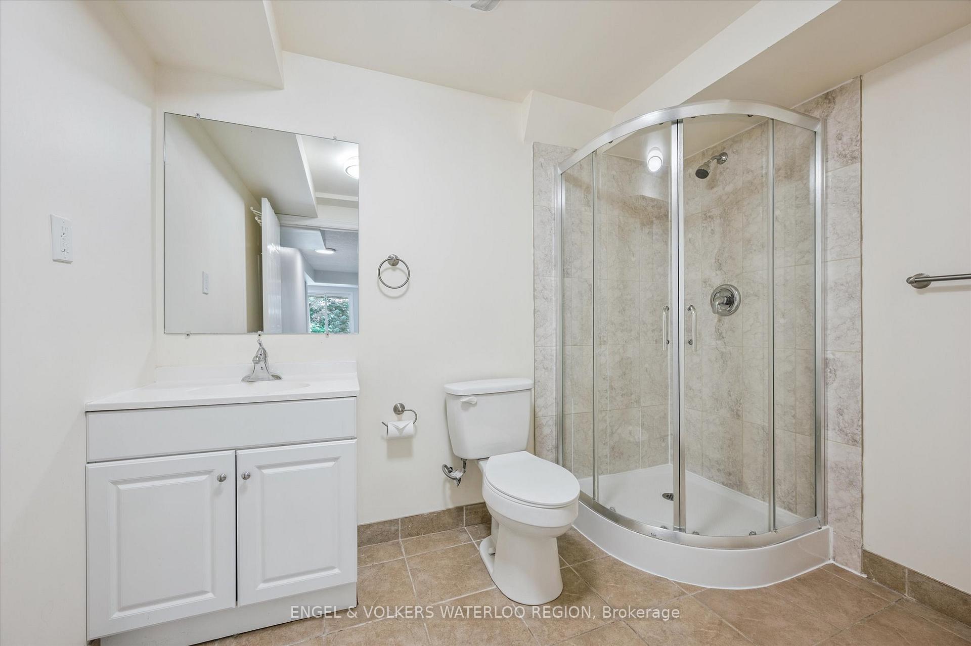 Photo 33 of 443 Laurel Gate Drive, Waterloo — HOMEH
