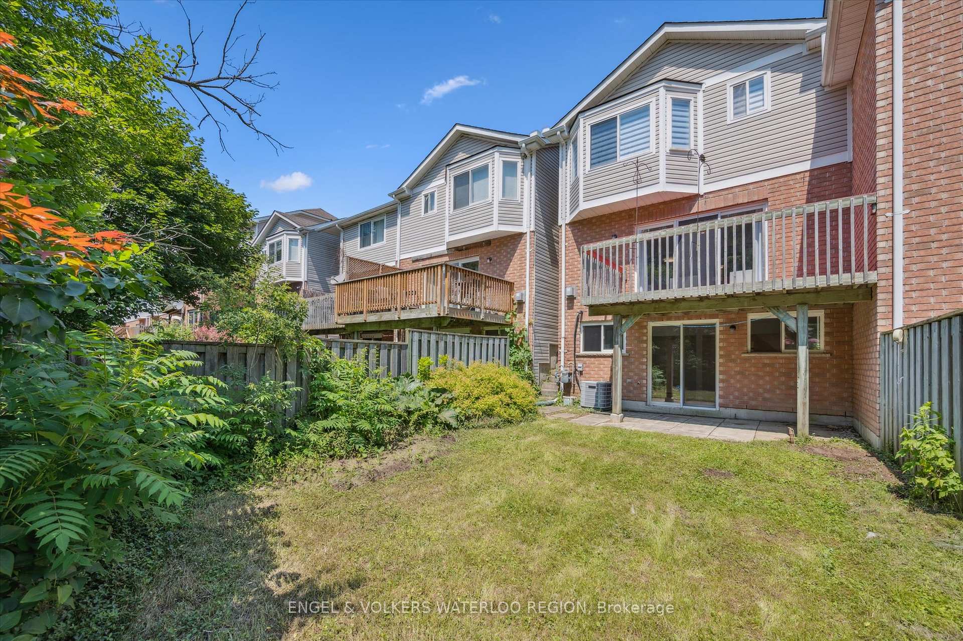 Photo 38 of 443 Laurel Gate Drive, Waterloo — HOMEH