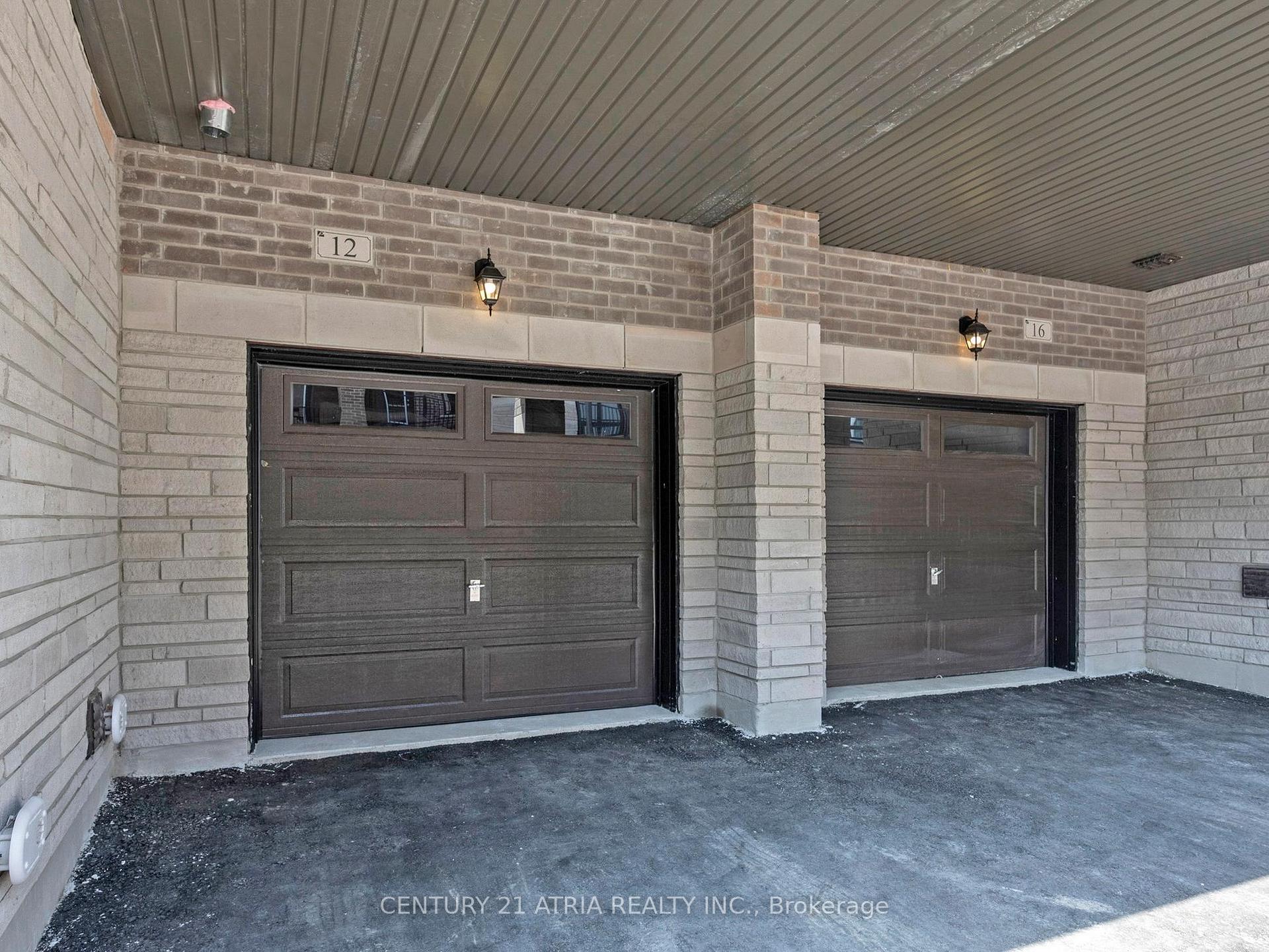 Photo 3 of 12 Gunton Street, Aurora, Bayview Northeast — HOMEH