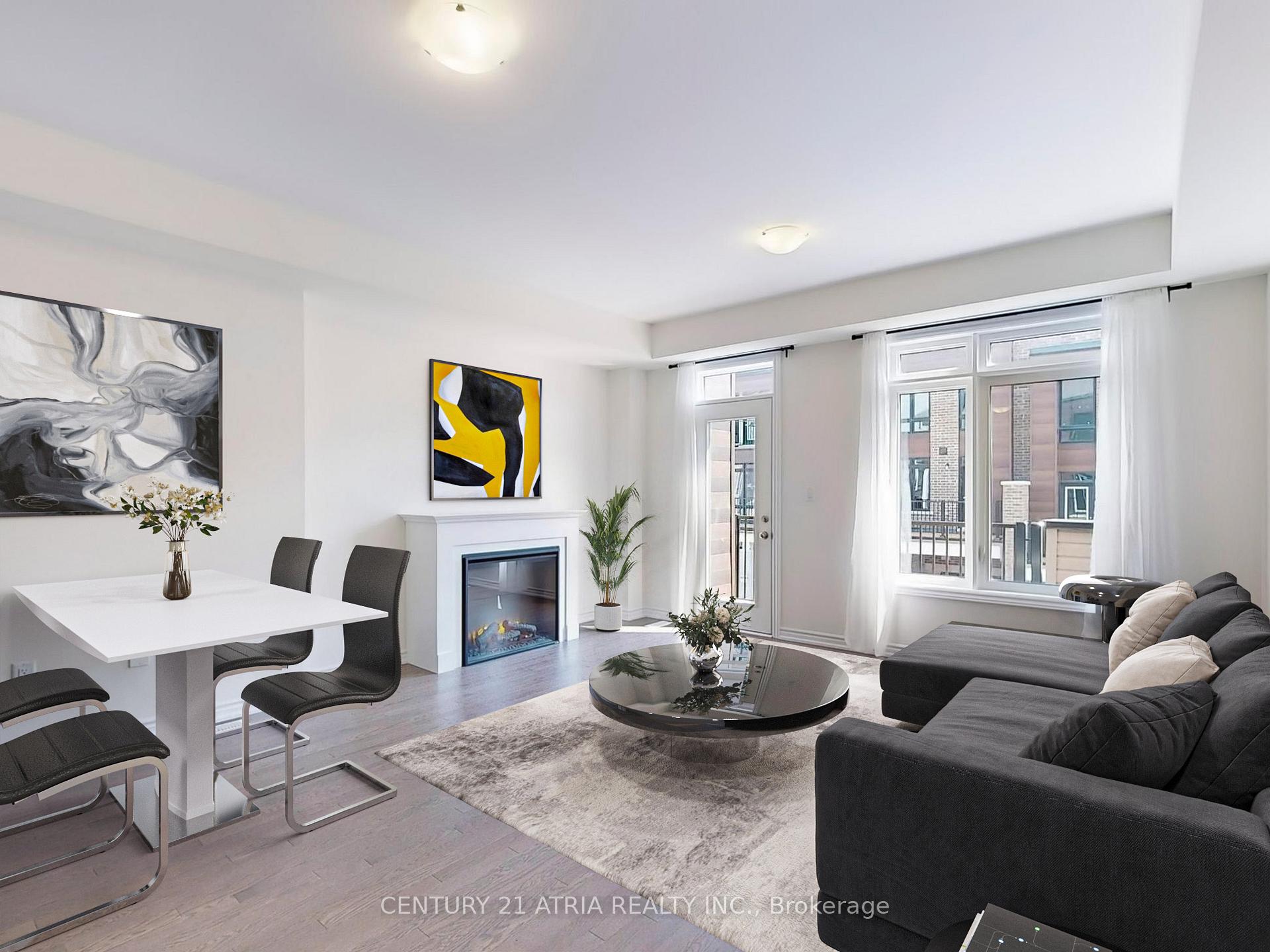 Photo 5 of 12 Gunton Street, Aurora, Bayview Northeast — HOMEH