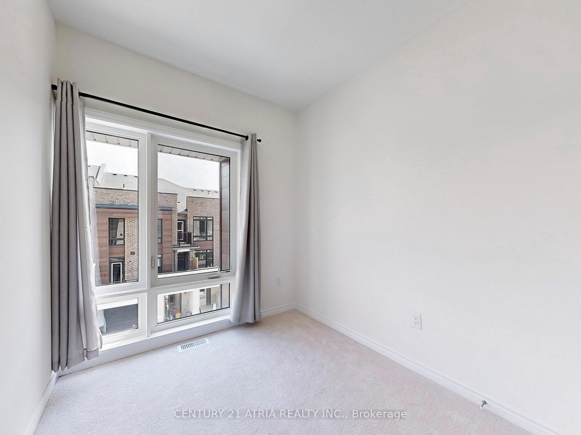 Photo 25 of 12 Gunton Street, Aurora, Bayview Northeast — HOMEH