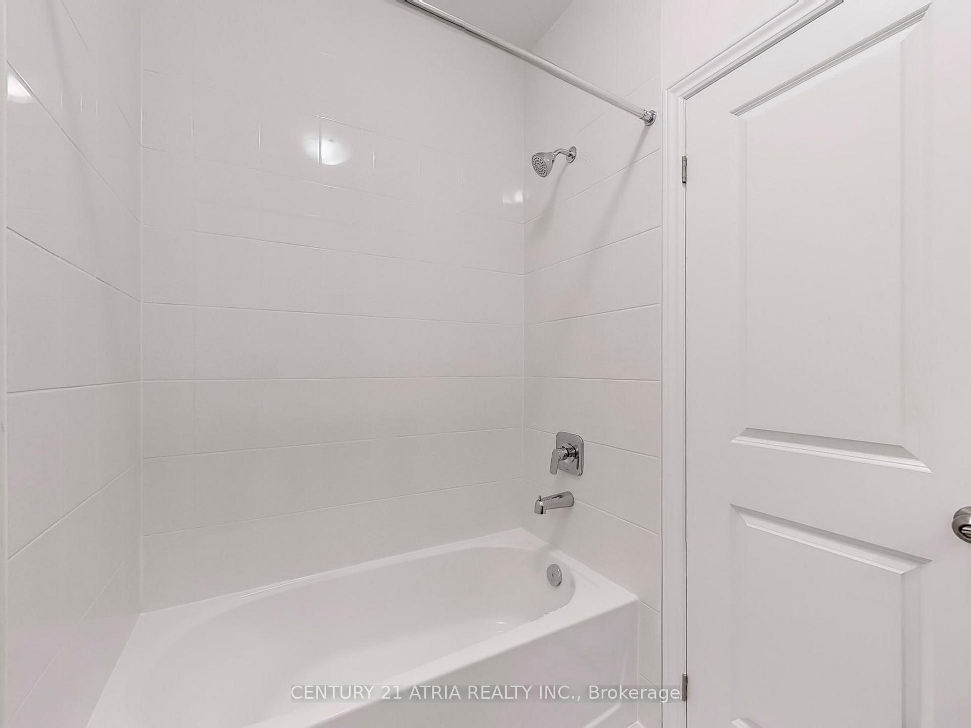 Photo 24 of 12 Gunton Street, Aurora, Bayview Northeast — HOMEH