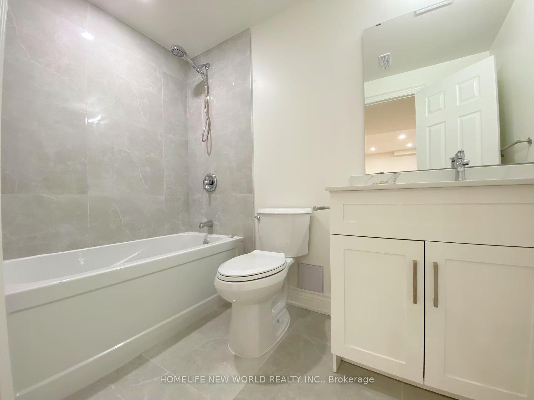 Photo 17 of 37 Port Royal Avenue, Vaughan, Kleinburg — HOMEH