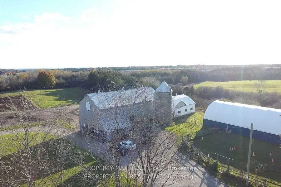 Photo 11 of 9570 Duffs Road, Whitby, Brooklin — HOMEH