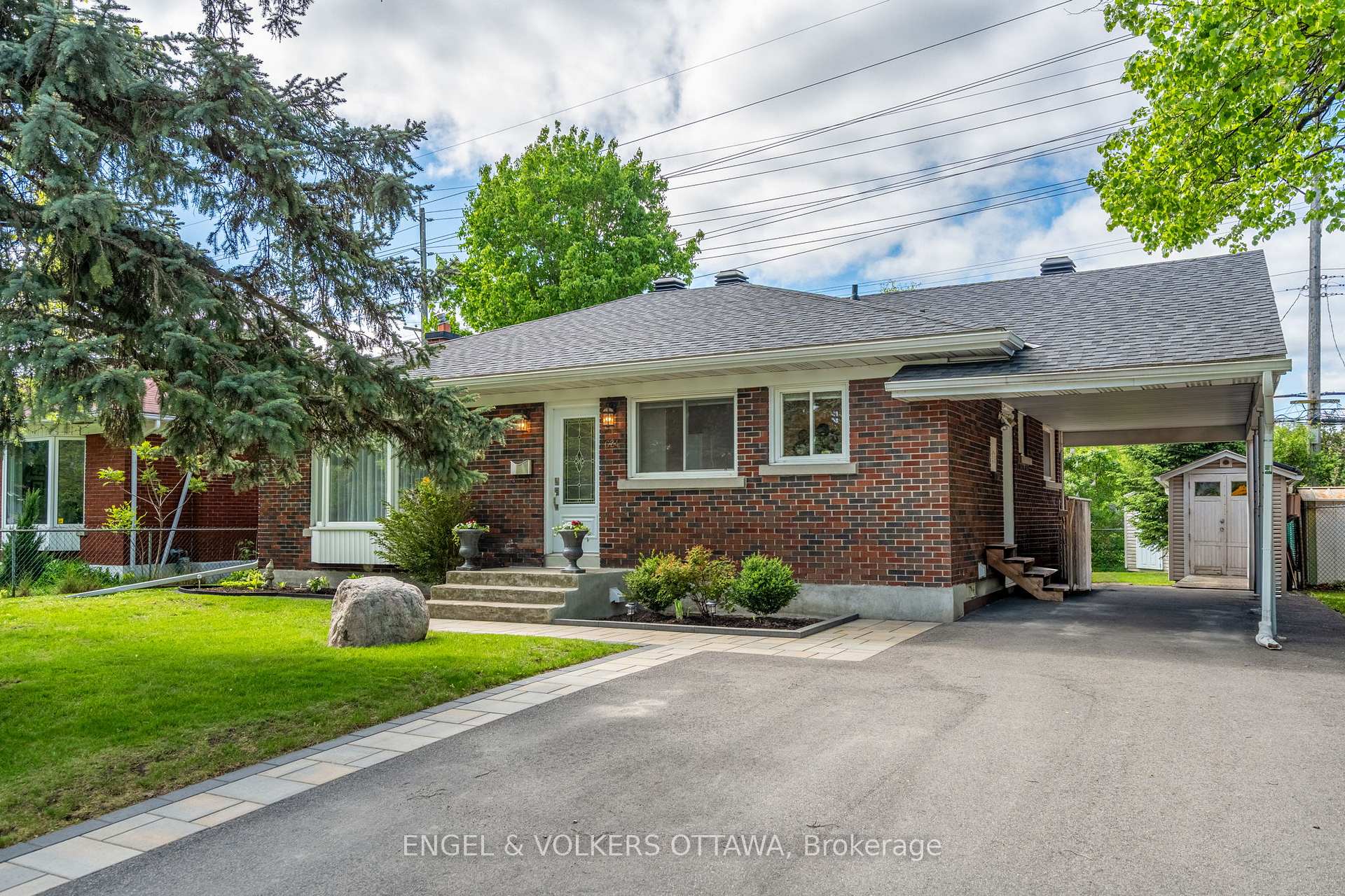 Photo 1 of 624 Browning Avenue, Ottawa, Riverview Park — HOMEH