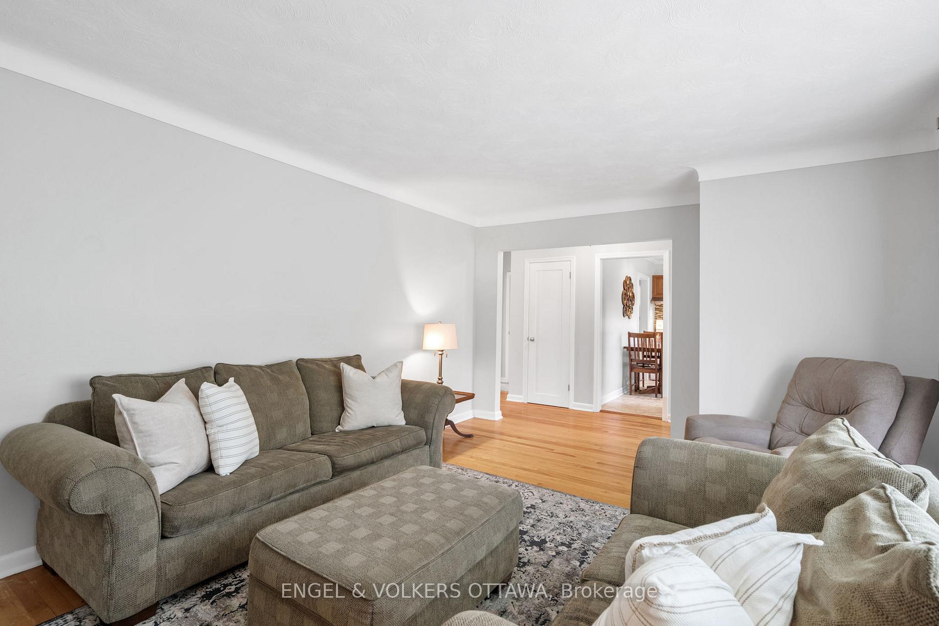 Photo 4 of 624 Browning Avenue, Ottawa, Riverview Park — HOMEH