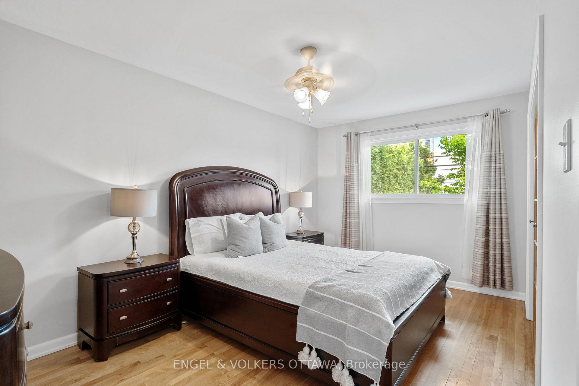 Photo 12 of 624 Browning Avenue, Ottawa, Riverview Park — HOMEH