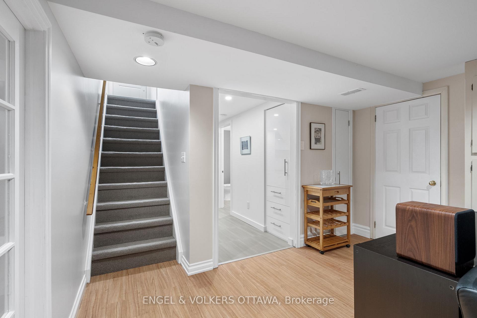 Photo 22 of 624 Browning Avenue, Ottawa, Riverview Park — HOMEH
