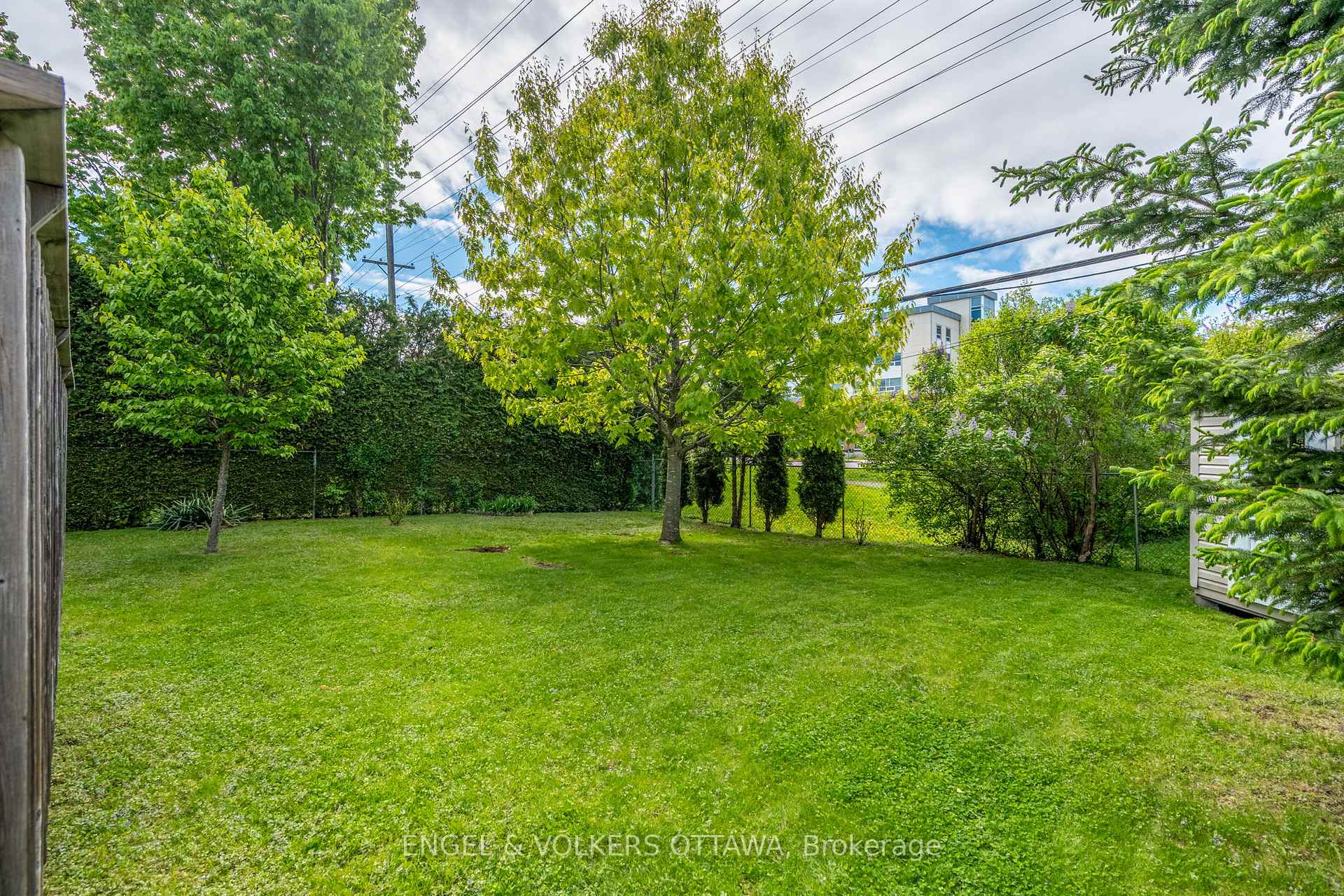 Photo 40 of 624 Browning Avenue, Ottawa, Riverview Park — HOMEH