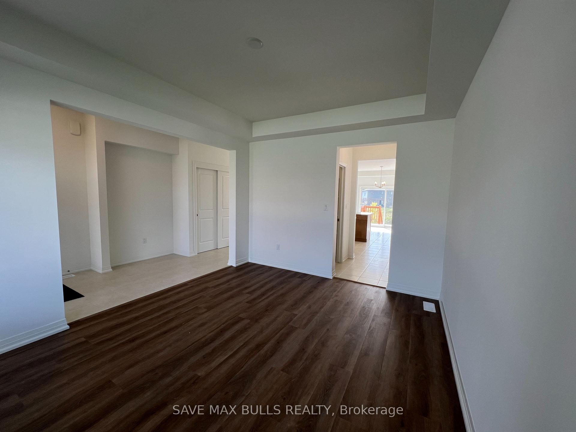 Photo 4 of 145 Westcott Road, Welland, West Welland — HOMEH