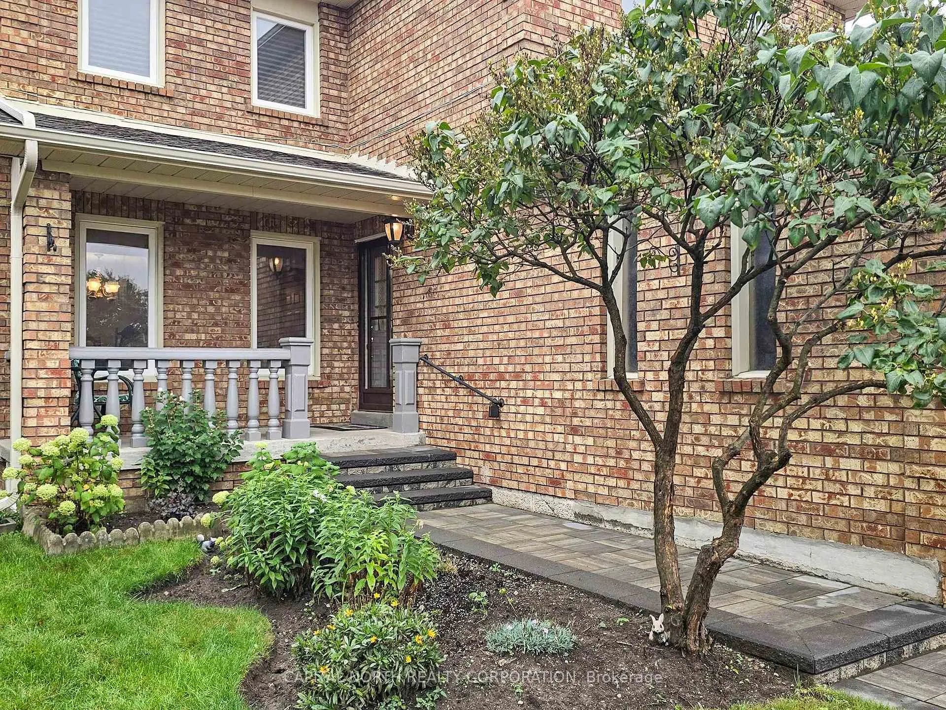 Photo 7 of 61 Sherbourne Drive, Vaughan, Maple — HOMEH