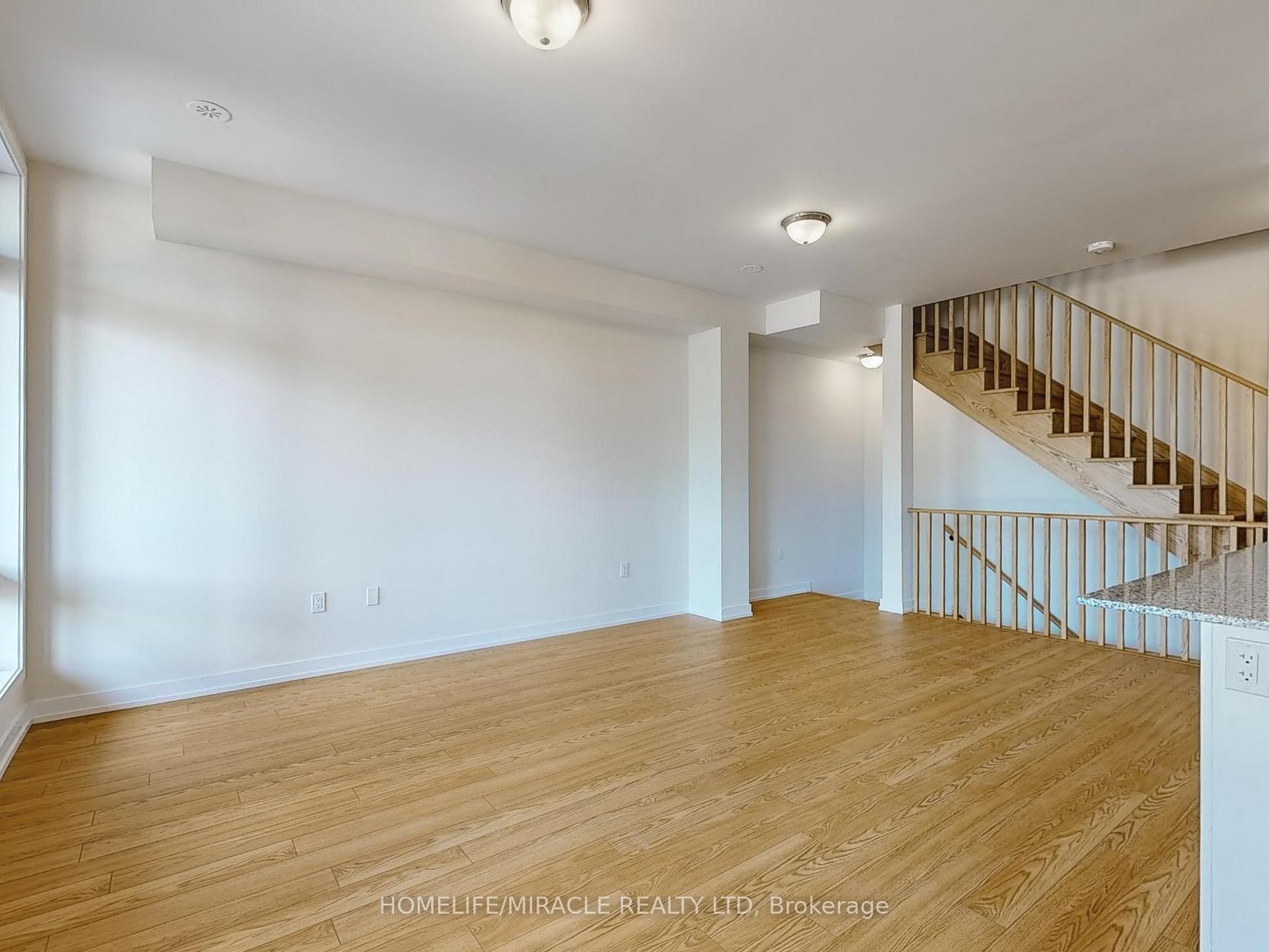 Photo 6 of 41 Kintall Way, Vaughan, Steeles West Industrial — HOMEH