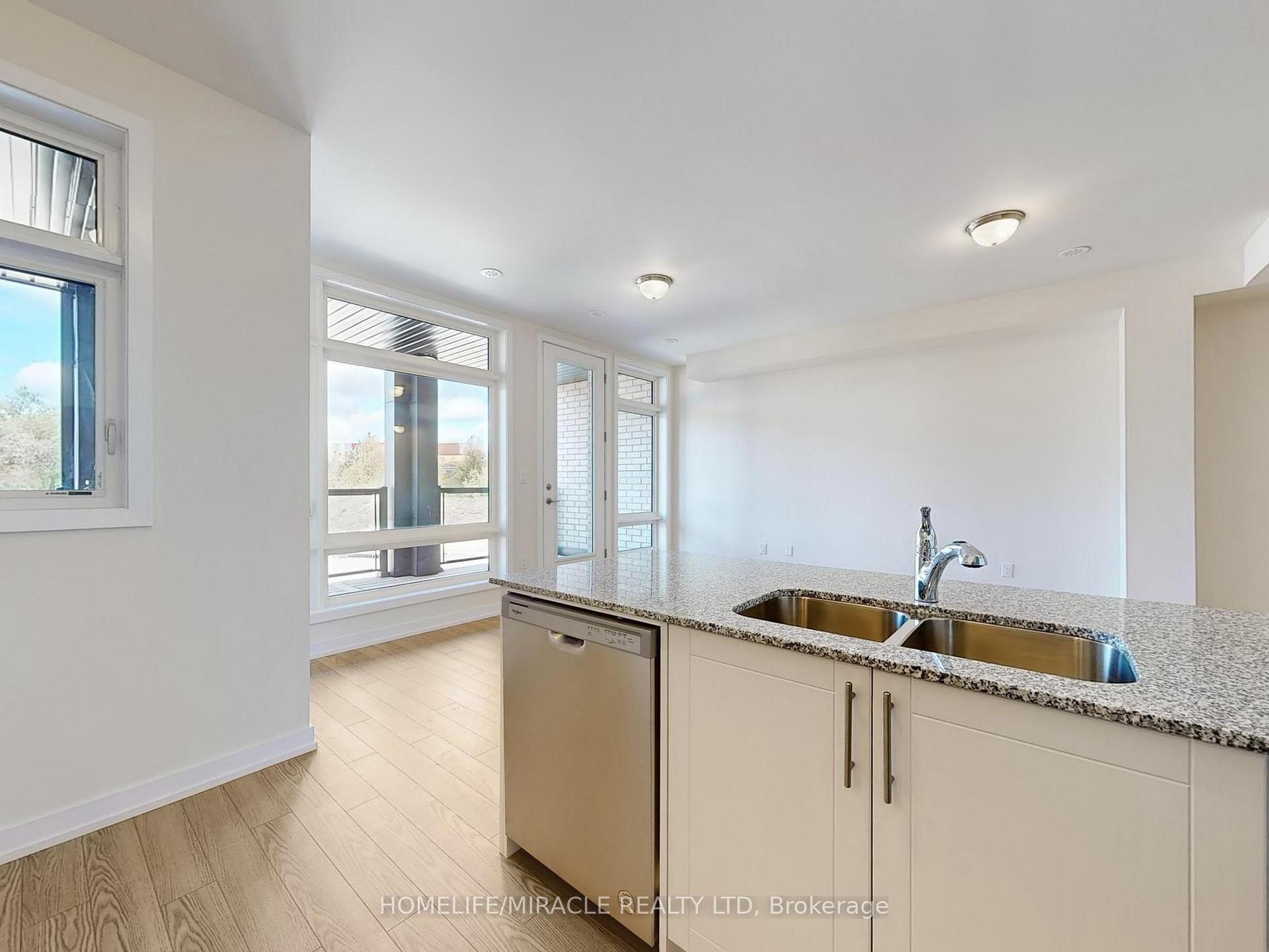 Photo 10 of 41 Kintall Way, Vaughan, Steeles West Industrial — HOMEH