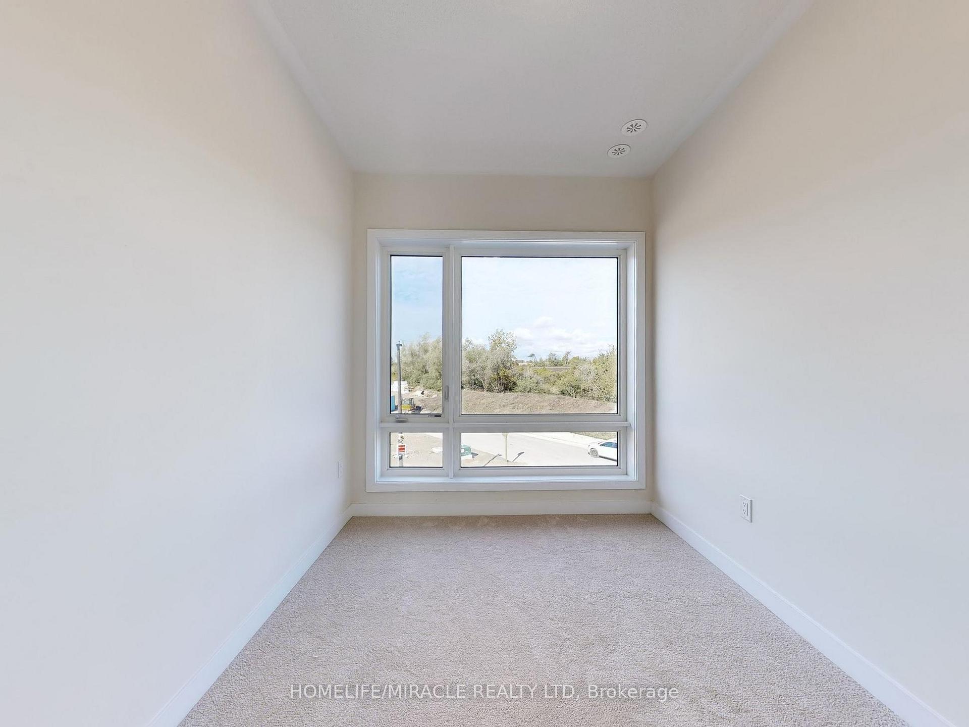 Photo 19 of 41 Kintall Way, Vaughan, Steeles West Industrial — HOMEH