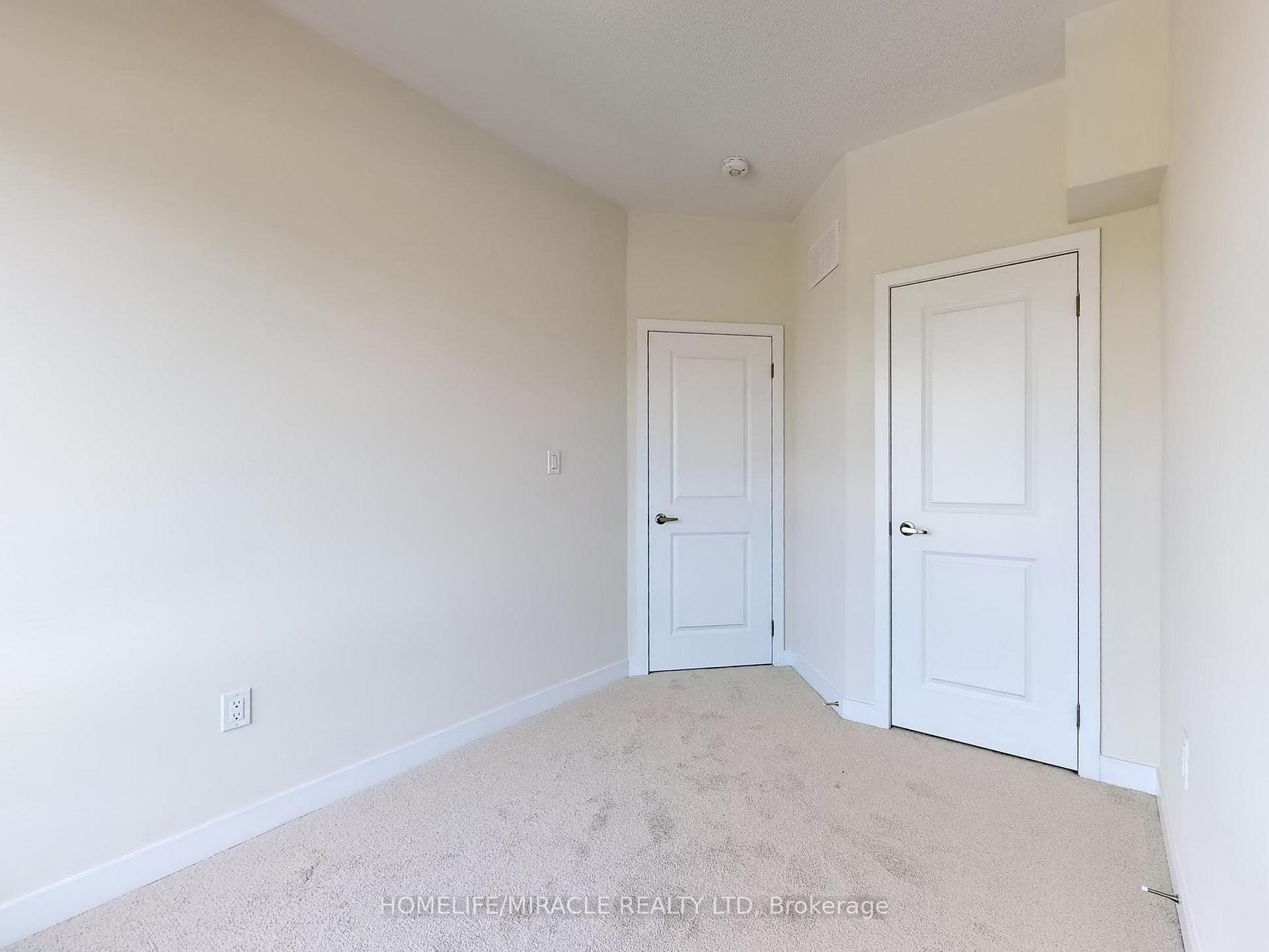 Photo 21 of 41 Kintall Way, Vaughan, Steeles West Industrial — HOMEH