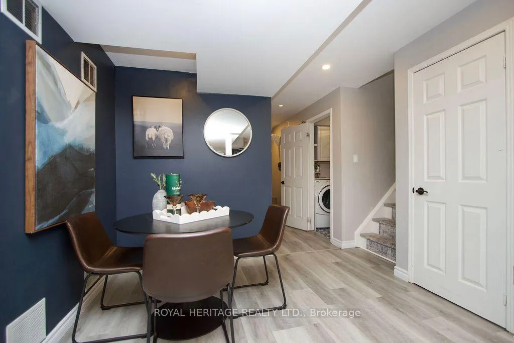 Photo 36 of 66 Fieldnest Crescent, Whitby, Rolling Acres — HOMEH