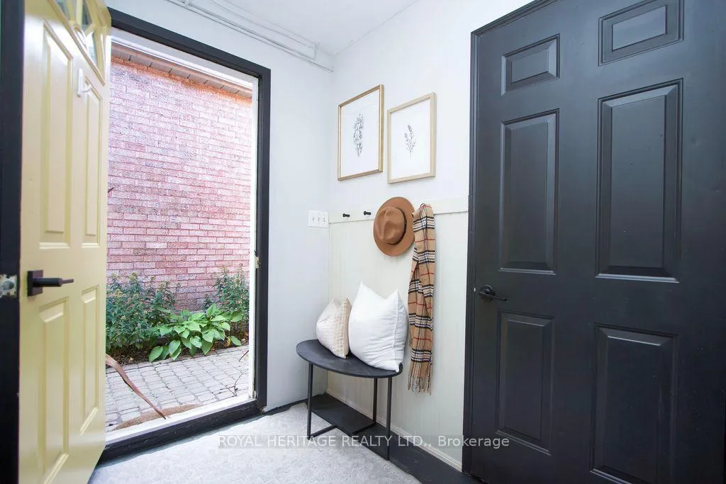 Photo 39 of 66 Fieldnest Crescent, Whitby, Rolling Acres — HOMEH