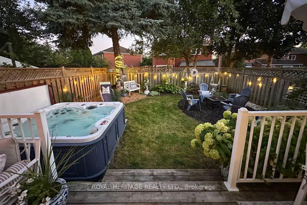Photo 40 of 66 Fieldnest Crescent, Whitby, Rolling Acres — HOMEH