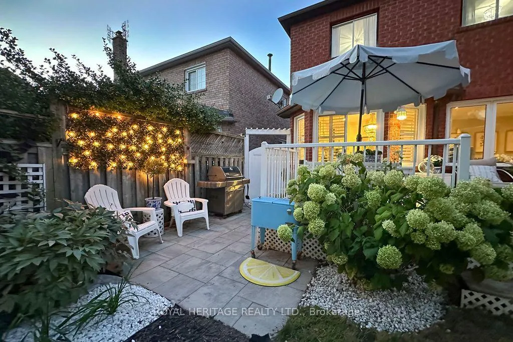 Photo 41 of 66 Fieldnest Crescent, Whitby, Rolling Acres — HOMEH