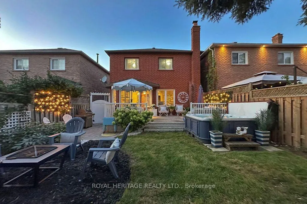 Photo 46 of 66 Fieldnest Crescent, Whitby, Rolling Acres — HOMEH