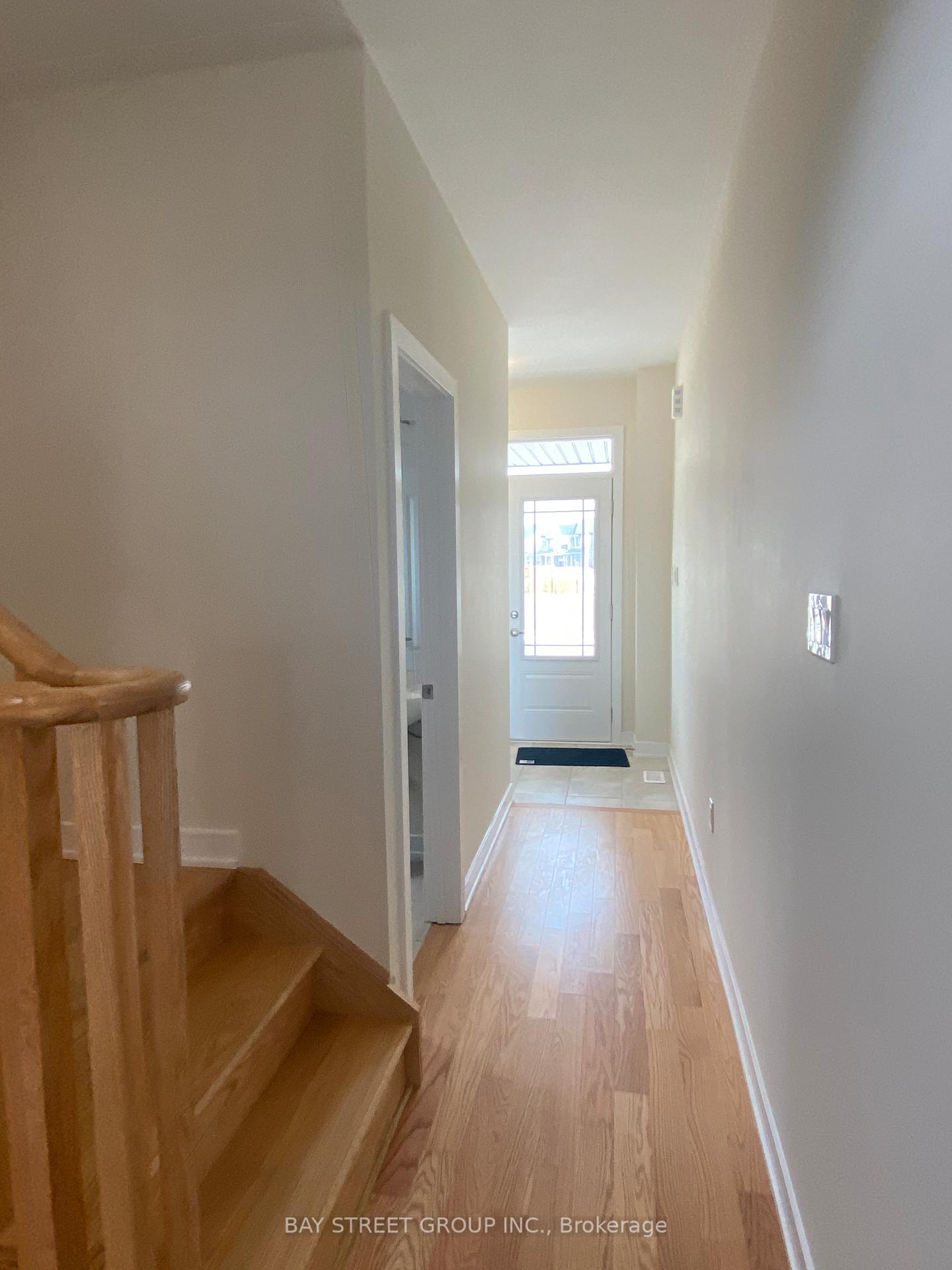 Photo 8 of 11 keelson Street, Welland, Dain City — HOMEH