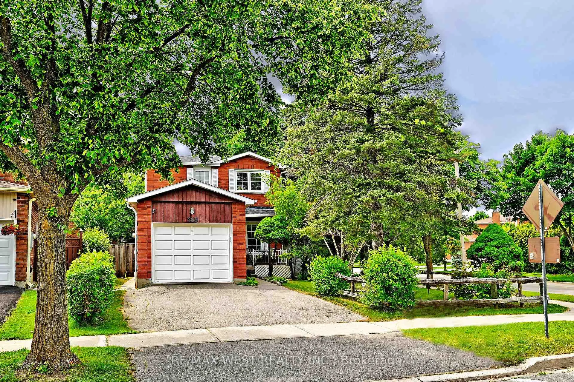 Front of 348 Brownridge Drive