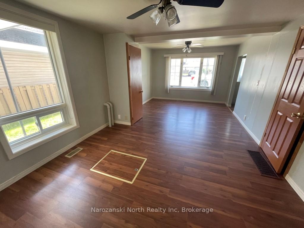 Photo 2 of 172 Parker Street, West Nipissing, Sturgeon Falls — HOMEH