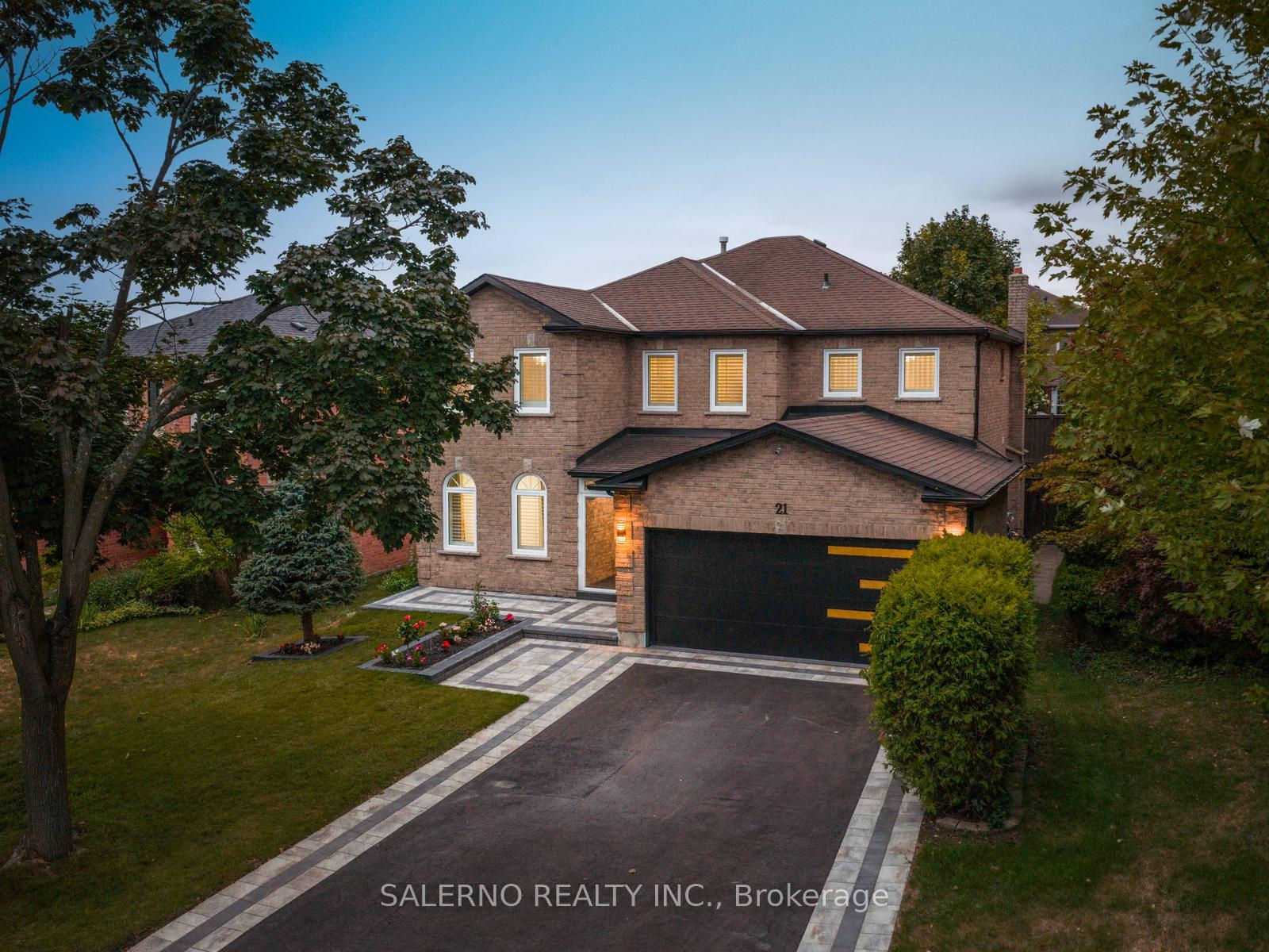 Photo 2 of 21 Bentonwood Crescent, Whitby, Pringle Creek — HOMEH