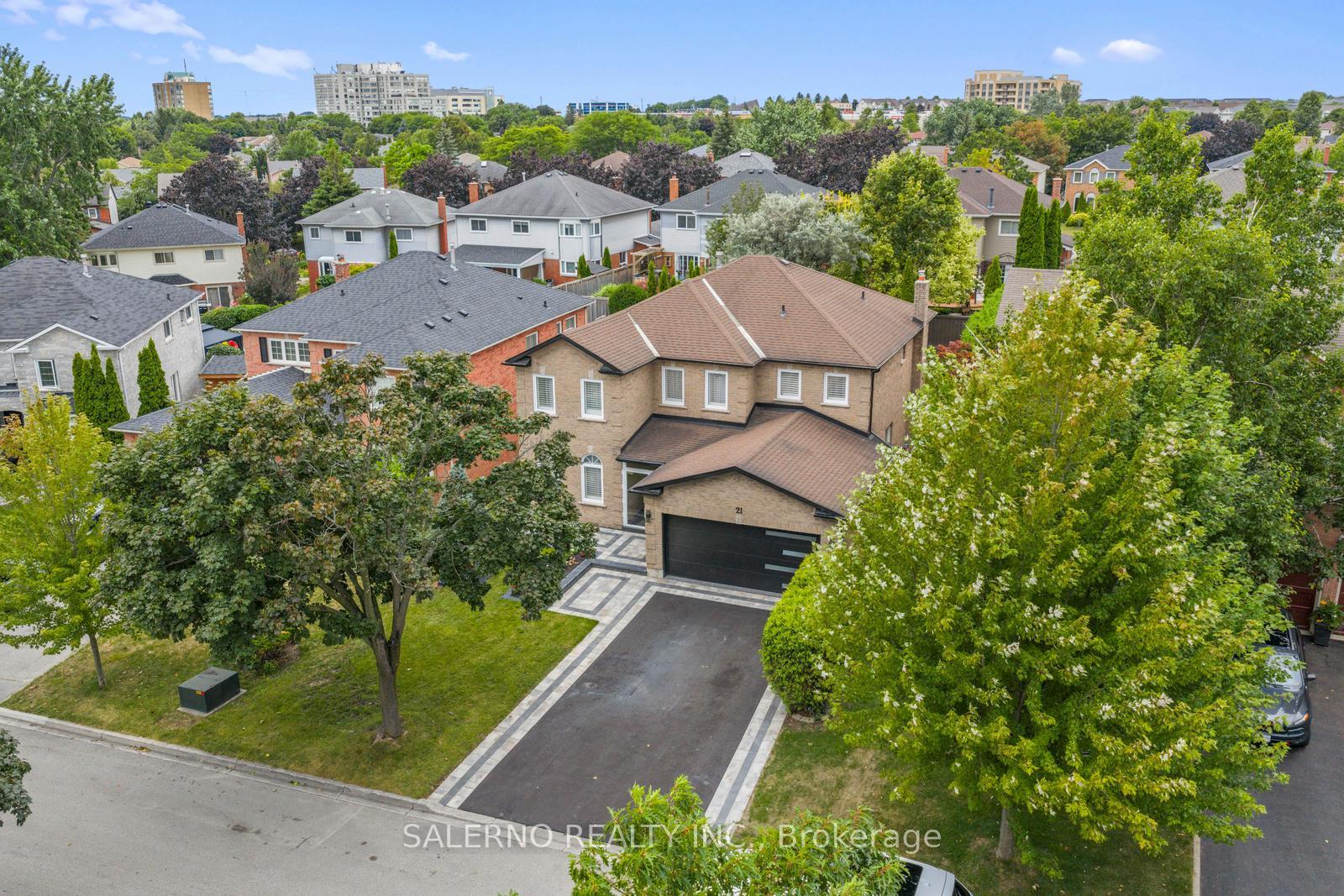 Photo 4 of 21 Bentonwood Crescent, Whitby, Pringle Creek — HOMEH