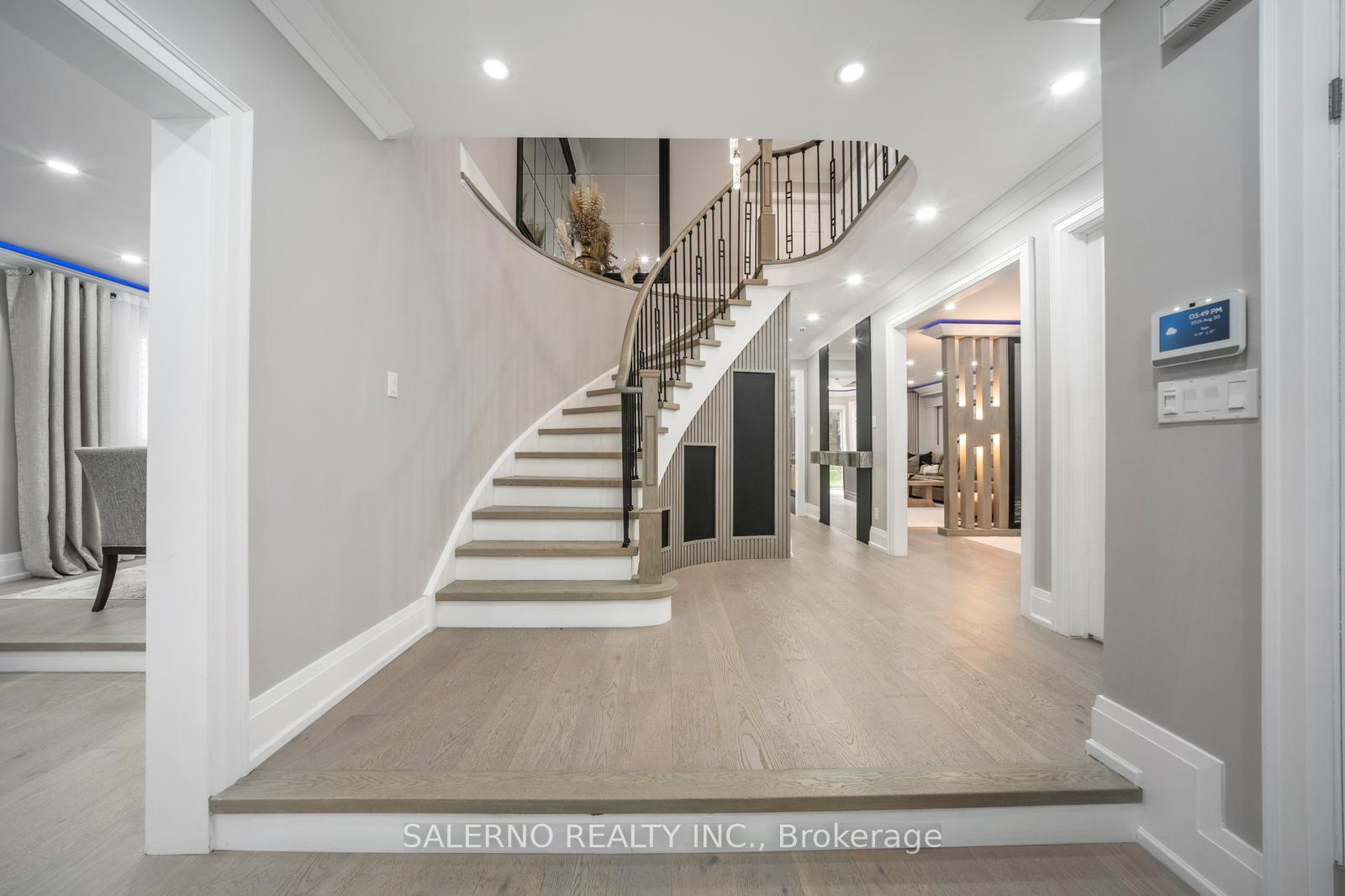 Photo 8 of 21 Bentonwood Crescent, Whitby, Pringle Creek — HOMEH
