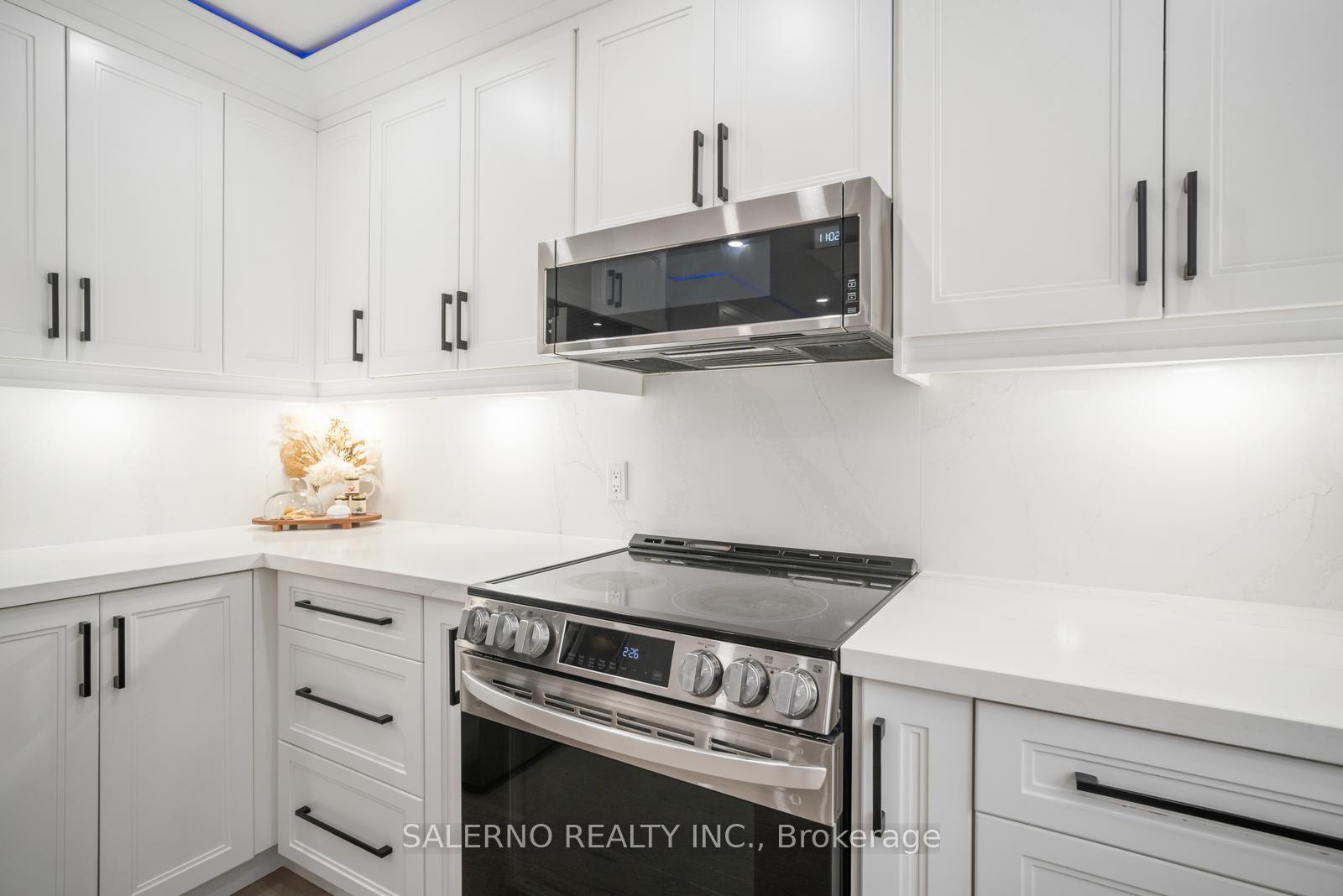 Photo 15 of 21 Bentonwood Crescent, Whitby, Pringle Creek — HOMEH