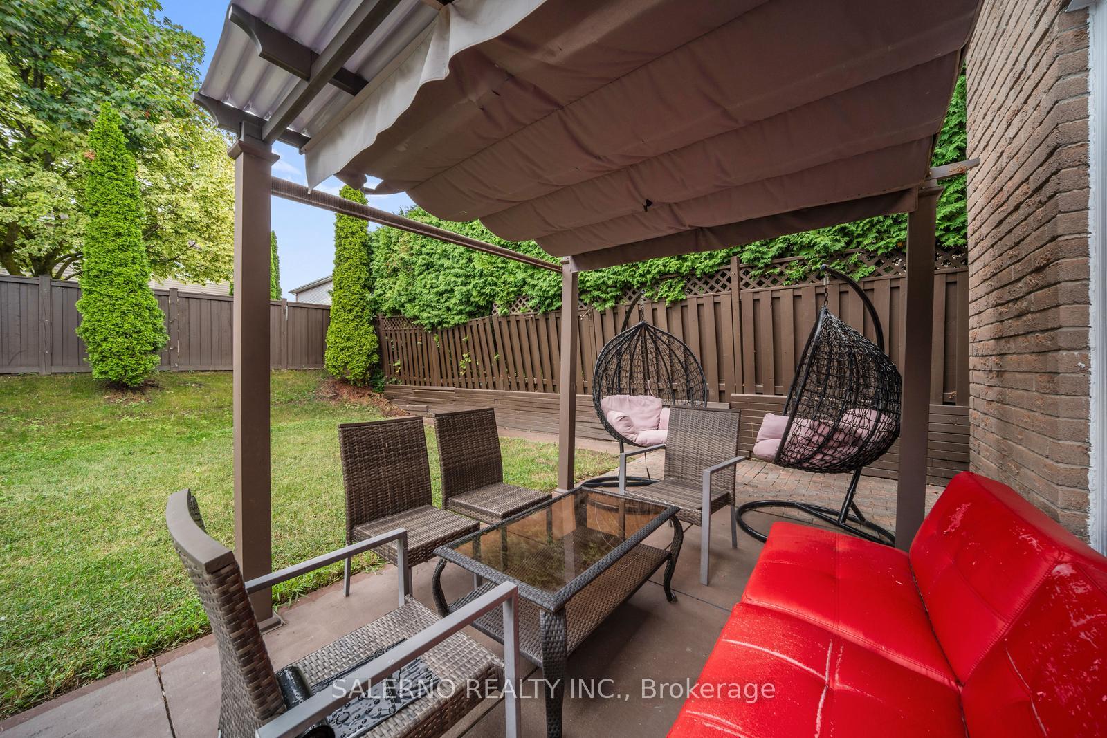 Photo 41 of 21 Bentonwood Crescent, Whitby, Pringle Creek — HOMEH