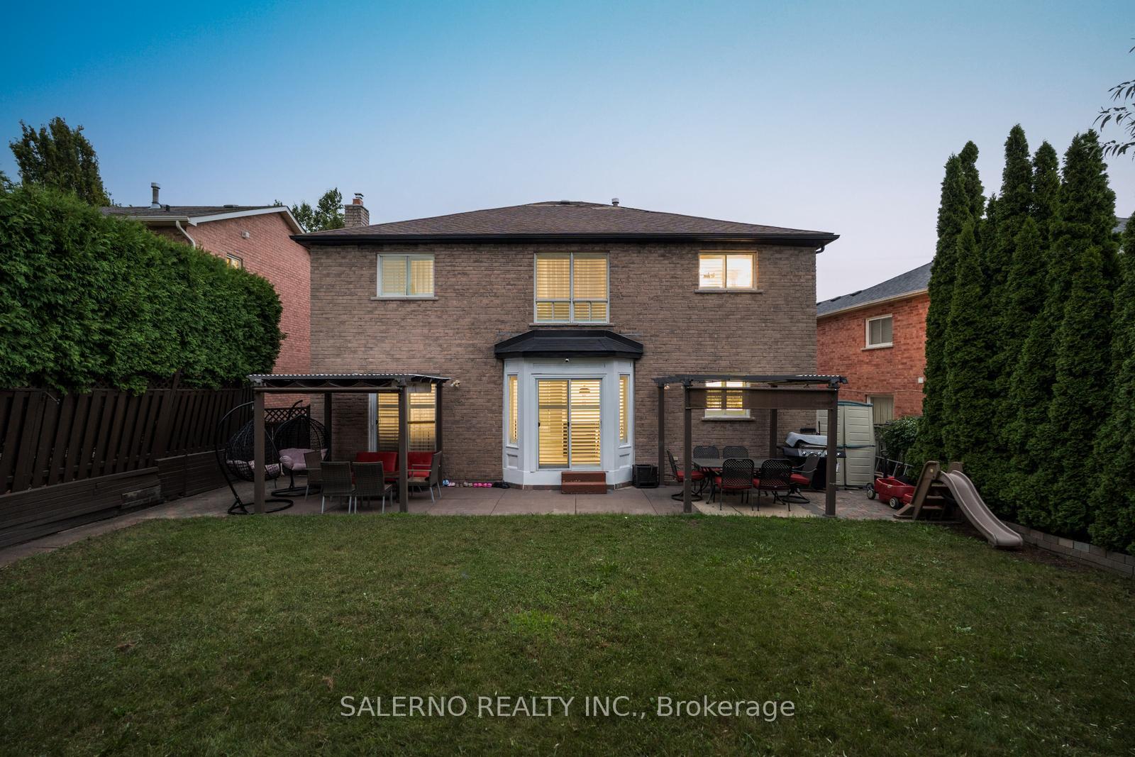 Photo 45 of 21 Bentonwood Crescent, Whitby, Pringle Creek — HOMEH