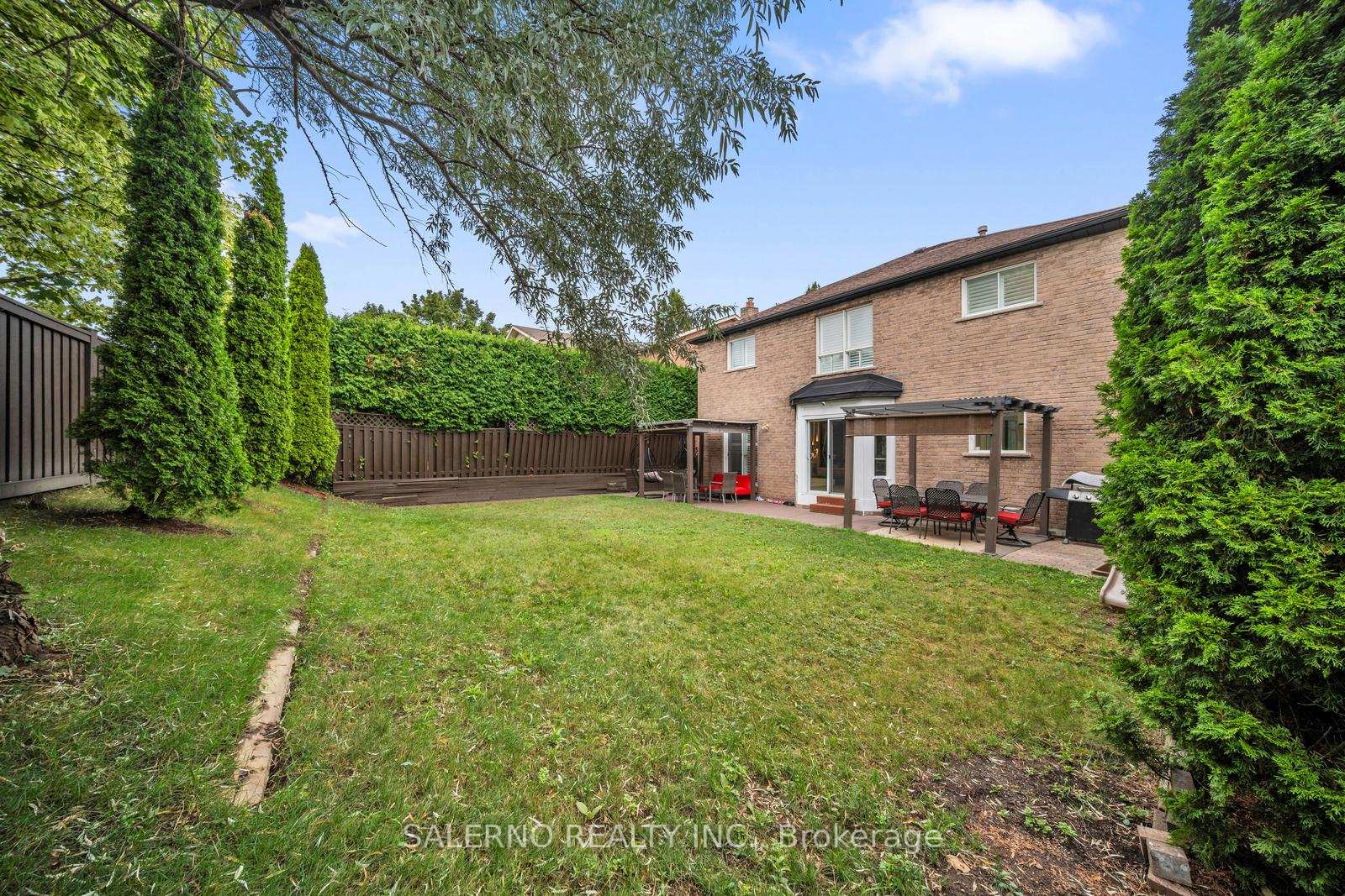 Photo 46 of 21 Bentonwood Crescent, Whitby, Pringle Creek — HOMEH