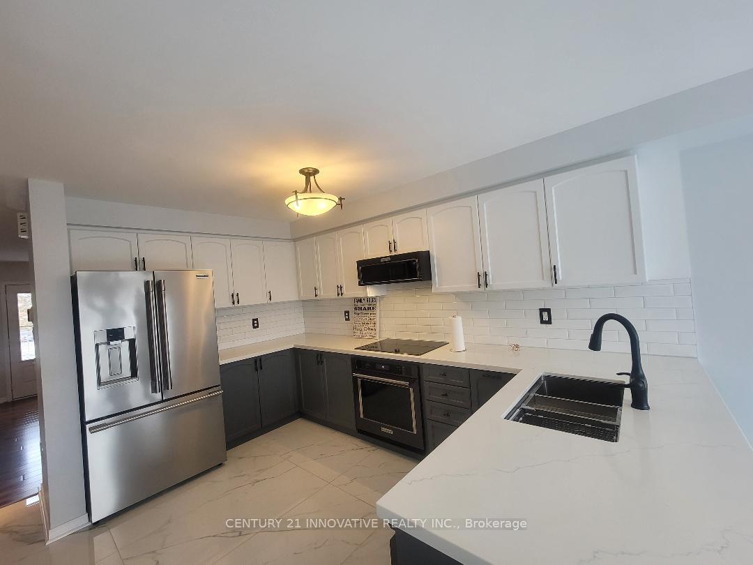 Photo 4 of 116 Harbourside Drive, Whitby, Port Whitby — HOMEH