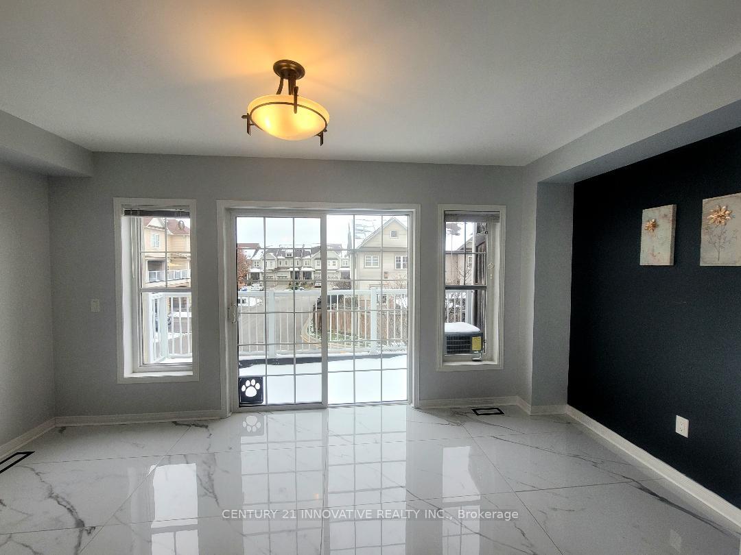 Photo 10 of 116 Harbourside Drive, Whitby, Port Whitby — HOMEH