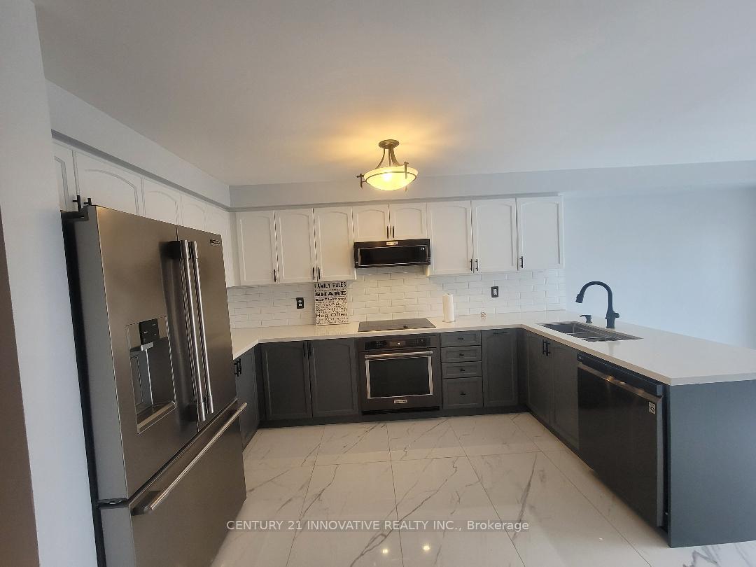 Photo 11 of 116 Harbourside Drive, Whitby, Port Whitby — HOMEH