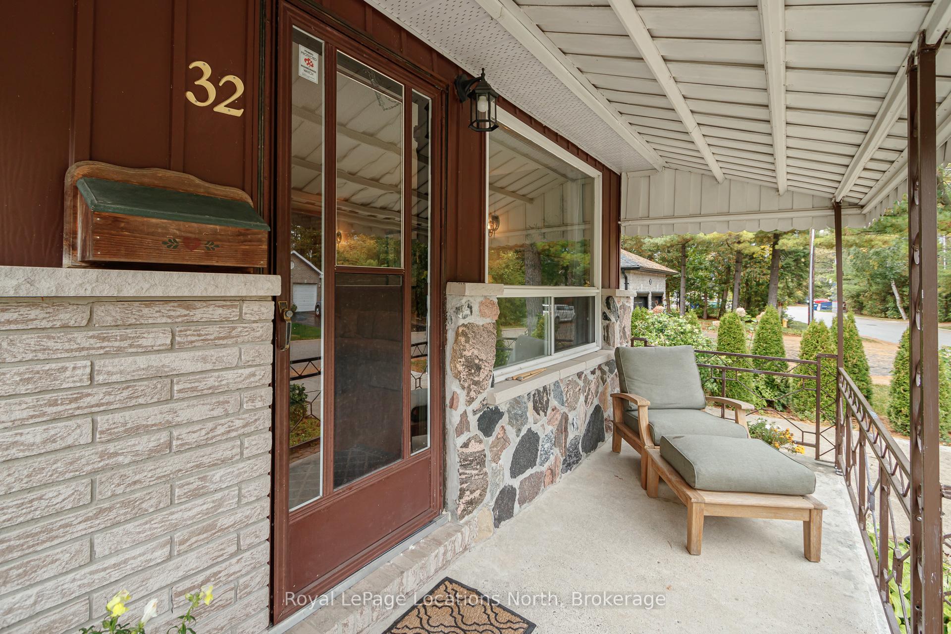 Photo 4 of 32 57th Street S, Wasaga Beach — HOMEH