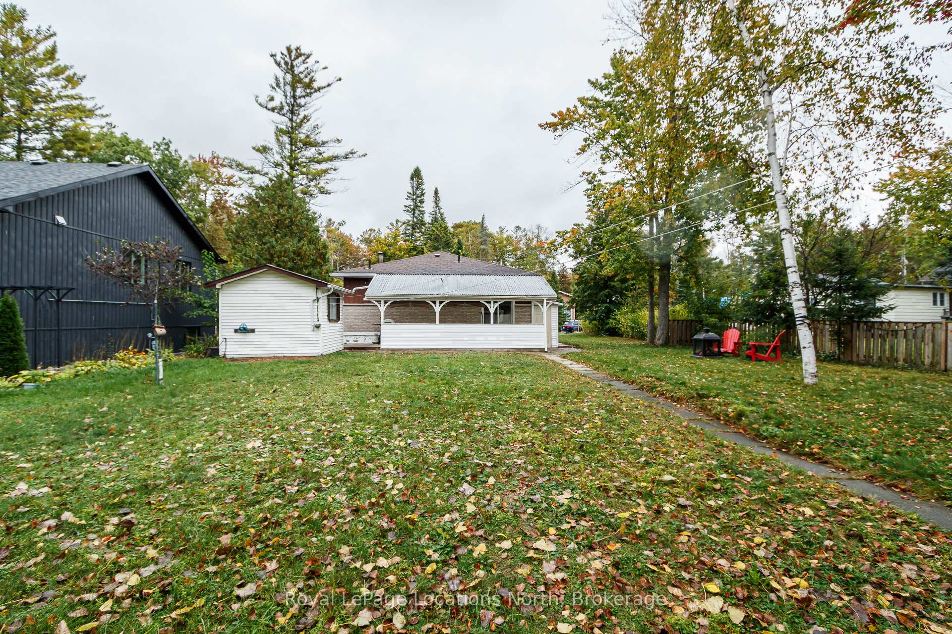 Photo 23 of 32 57th Street S, Wasaga Beach — HOMEH