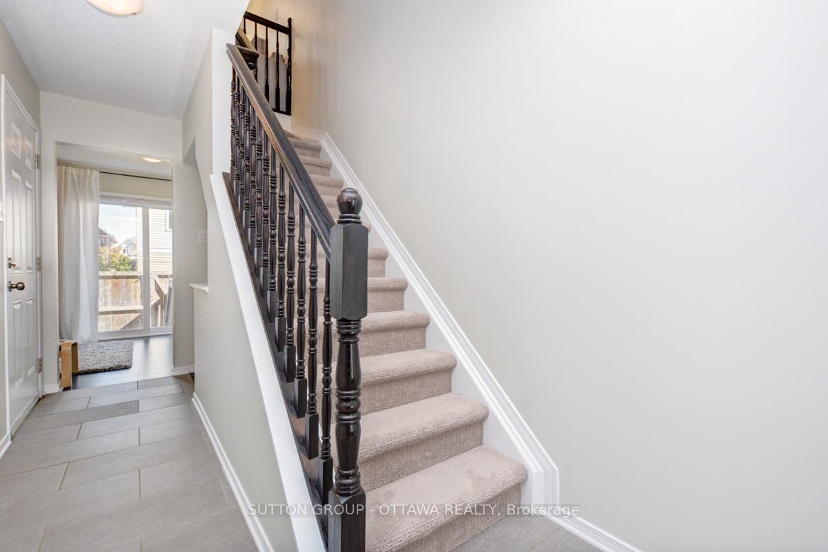Photo 5 of 408 Sadar Private, Ottawa, Barrhaven - Cedargrove/Fraserdale — HOMEH