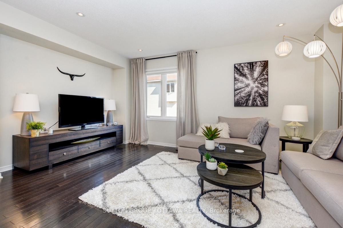 Photo 13 of 408 Sadar Private, Ottawa, Barrhaven - Cedargrove/Fraserdale — HOMEH