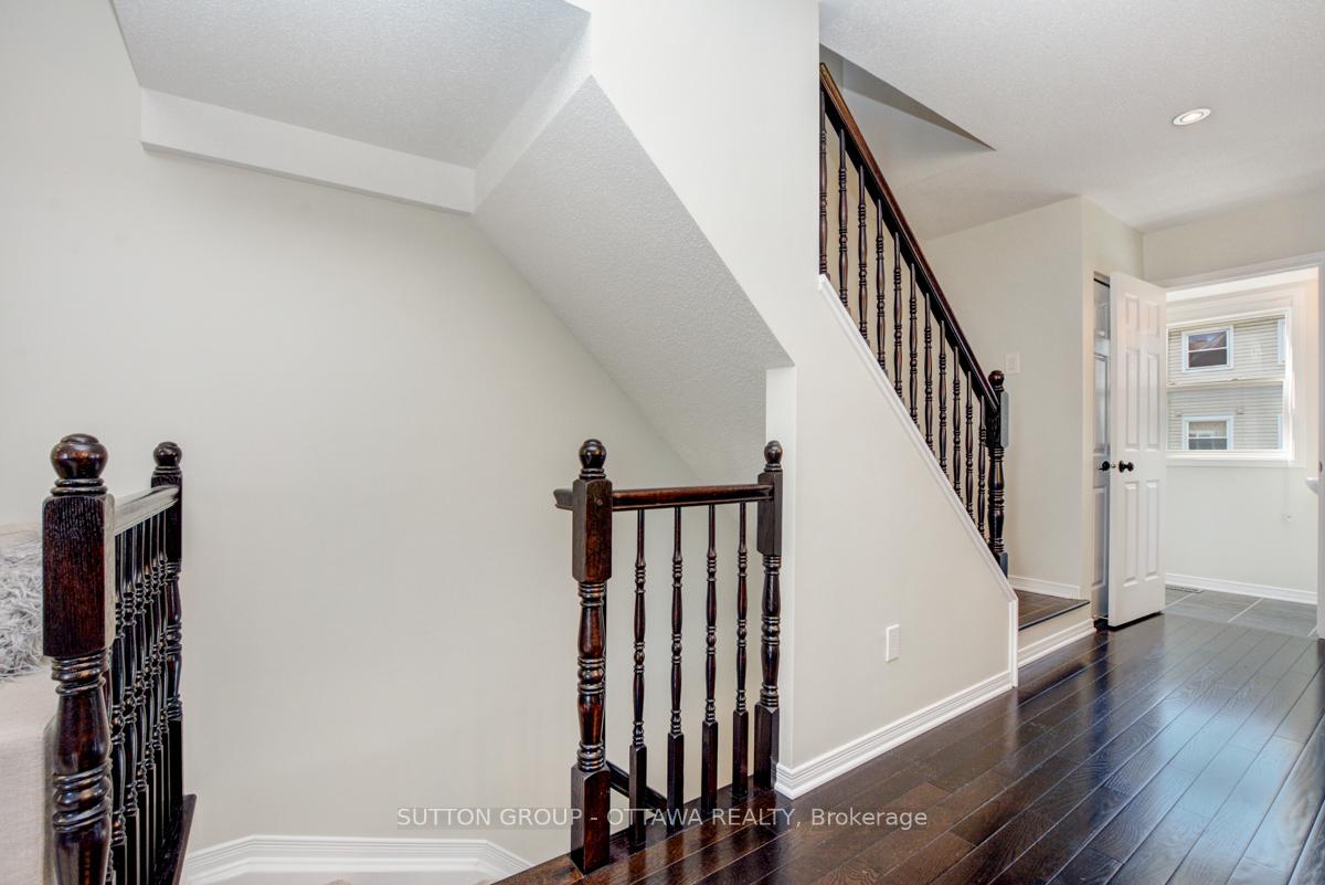 Photo 23 of 408 Sadar Private, Ottawa, Barrhaven - Cedargrove/Fraserdale — HOMEH