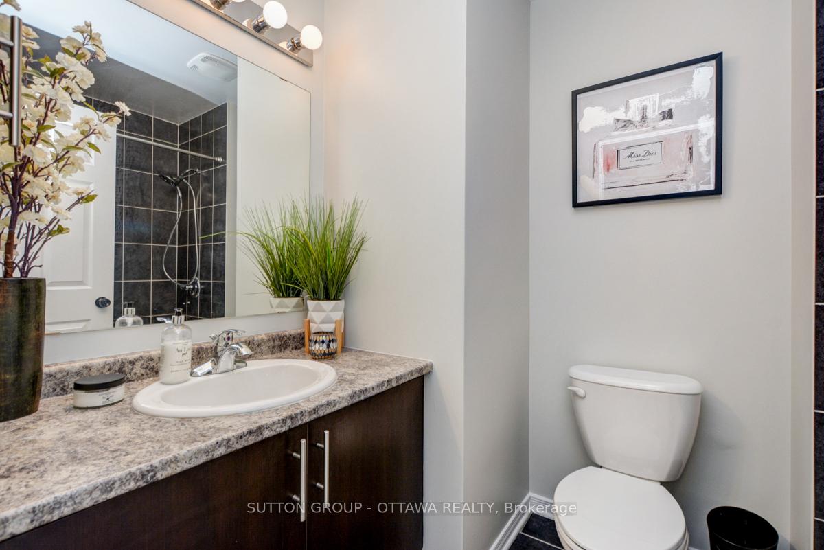 Photo 33 of 408 Sadar Private, Ottawa, Barrhaven - Cedargrove/Fraserdale — HOMEH