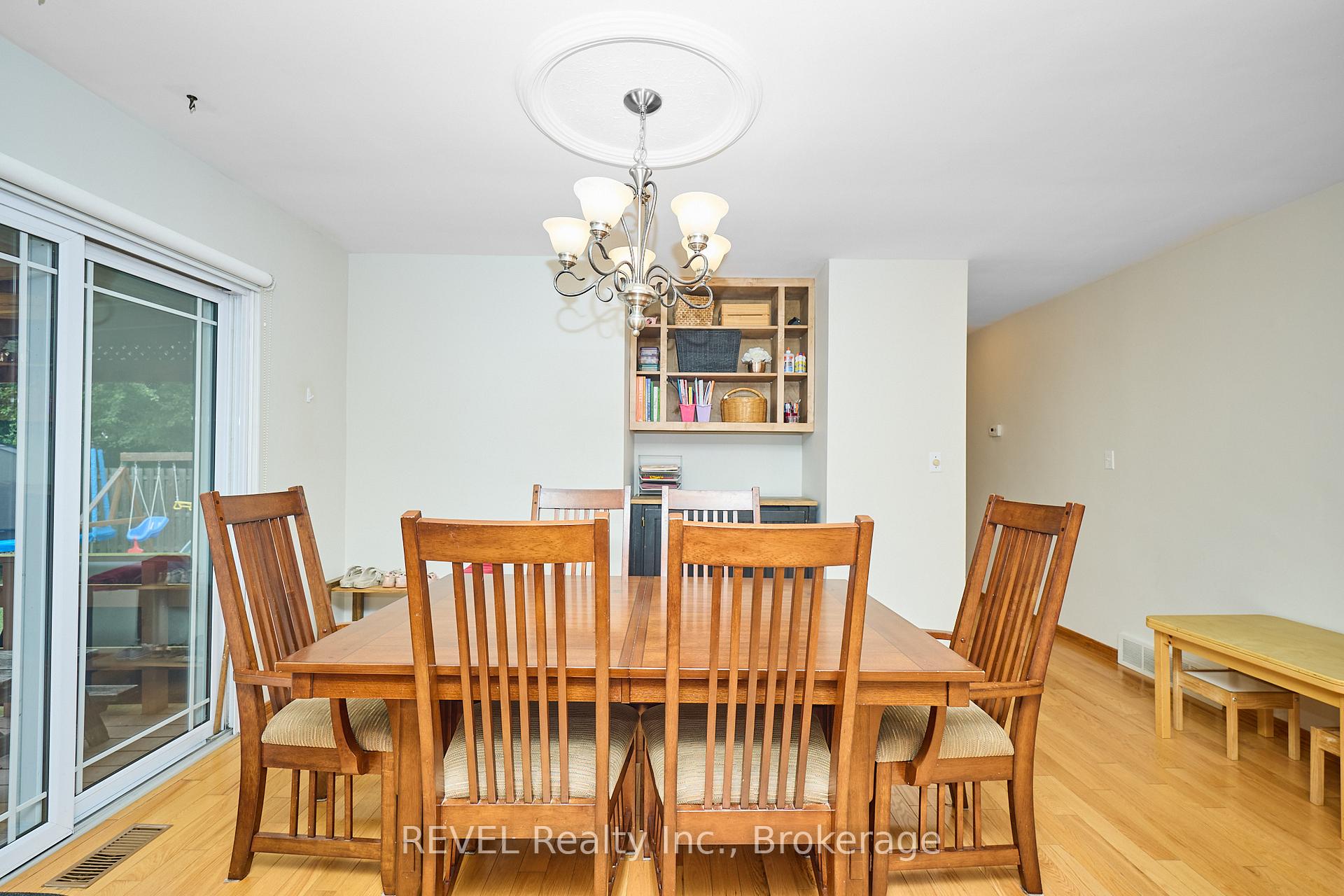 Photo 18 of 15 Wellbrook Boulevard, Welland, Prince Charles — HOMEH
