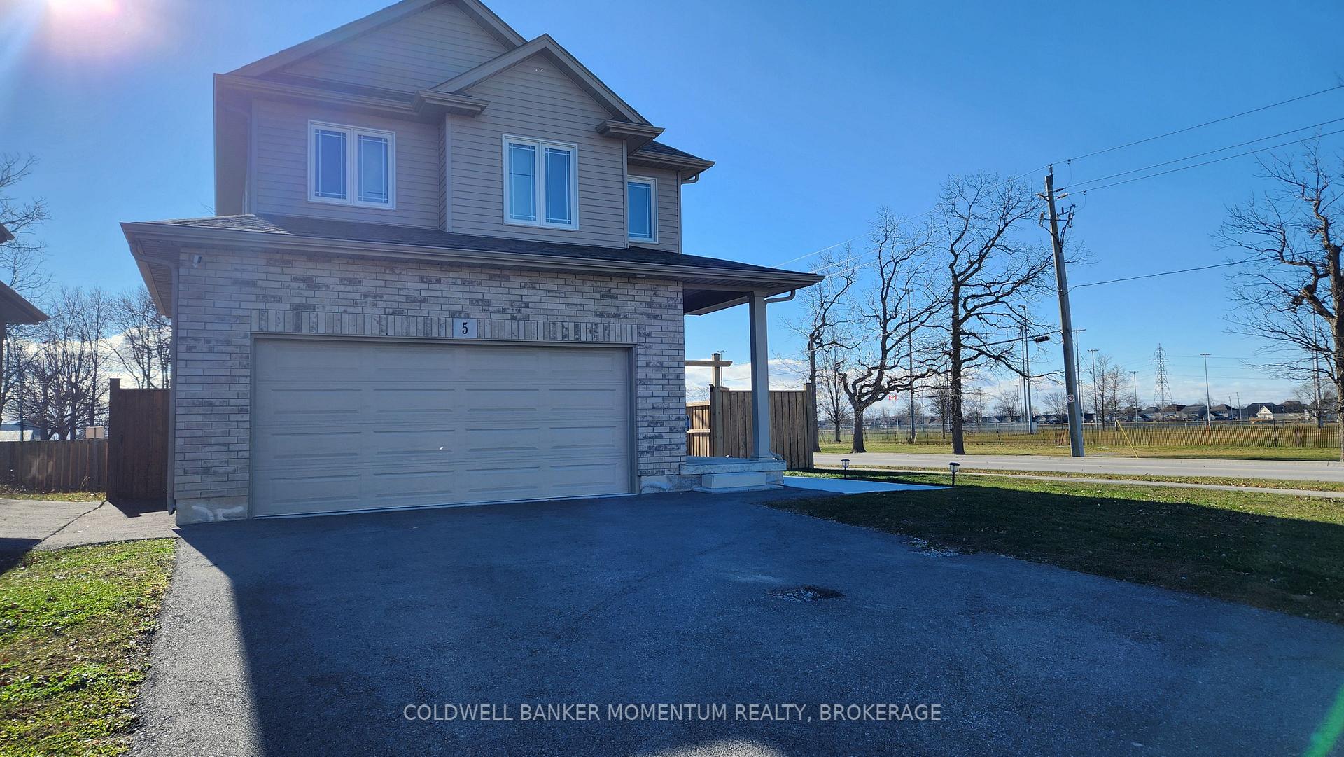 Photo 1 of 5 Laurent Avenue, Welland, Lincoln/Crowland — HOMEH