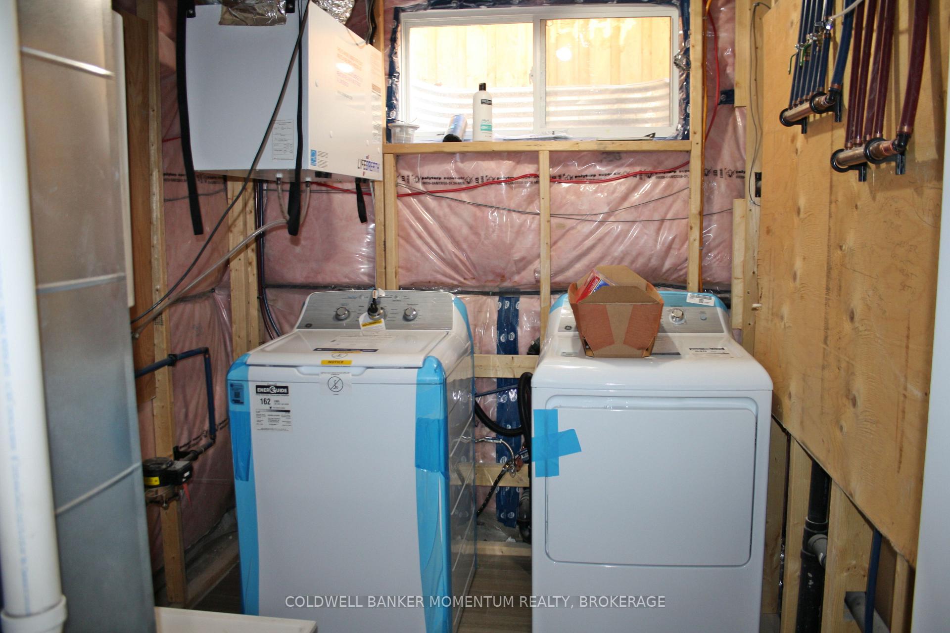 Photo 16 of 5 Laurent Avenue, Welland, Lincoln/Crowland — HOMEH