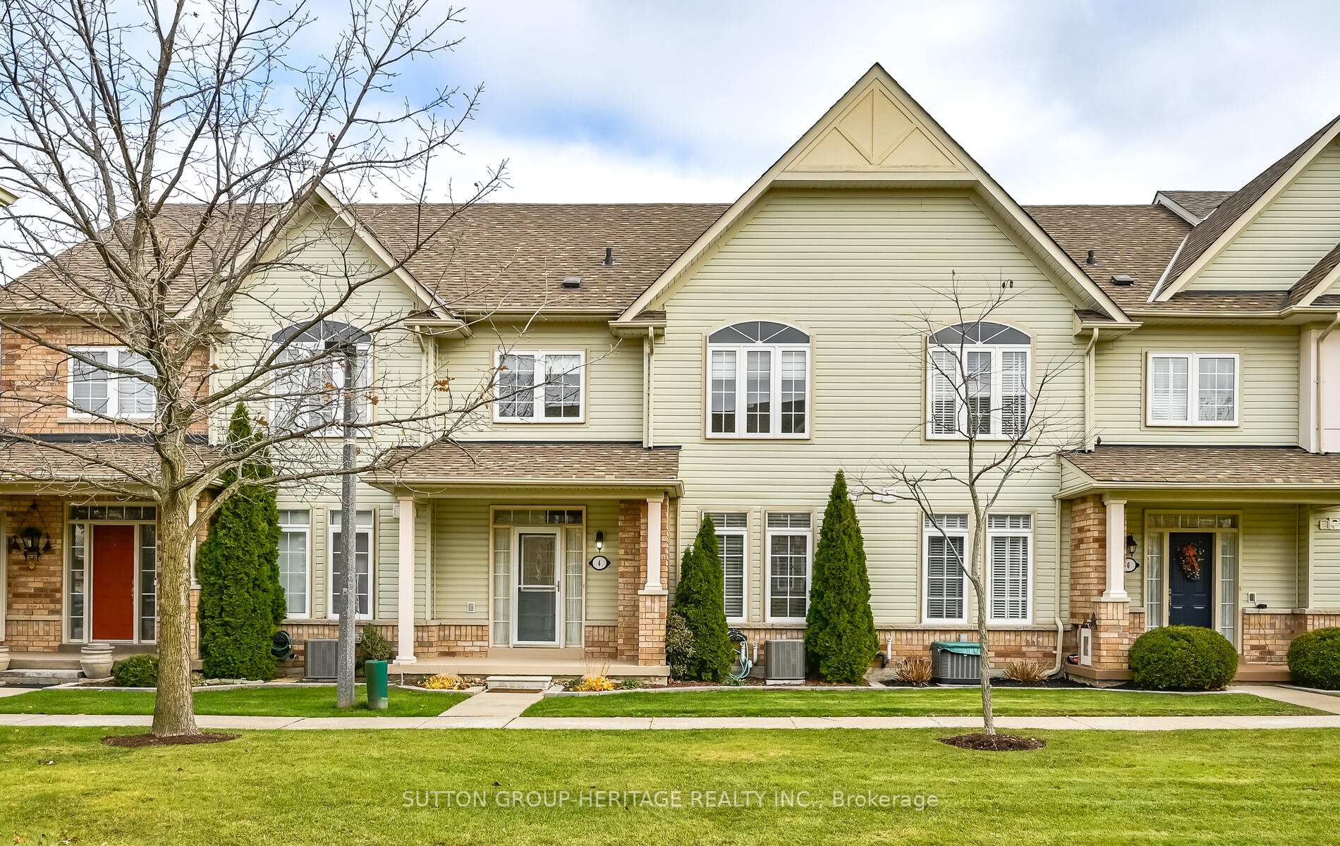 Front of 4 Lesterwood Way
