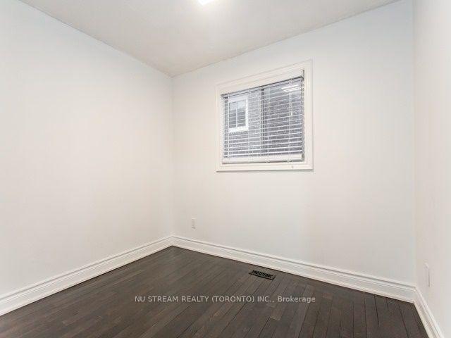 Photo 8 of 8 Peachtree Place, Vaughan, Glen Shields — HOMEH