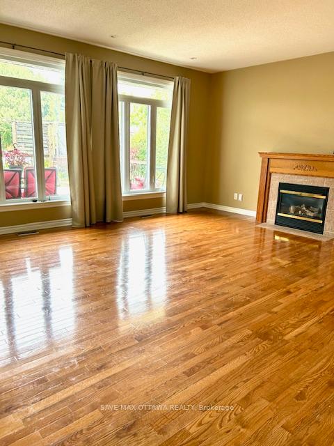 Photo 4 of 3167 Findlay Creek Drive, Ottawa, Blossom Park/Kemp Park/Findlay Creek — HOMEH